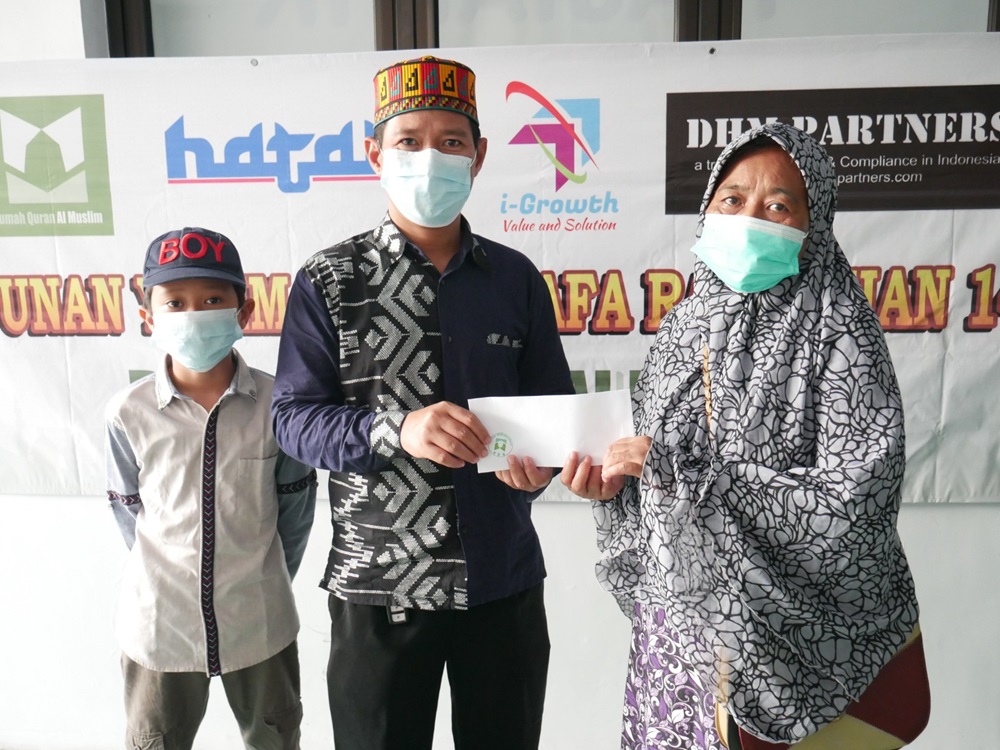 Pembagian_Sembako.jpg